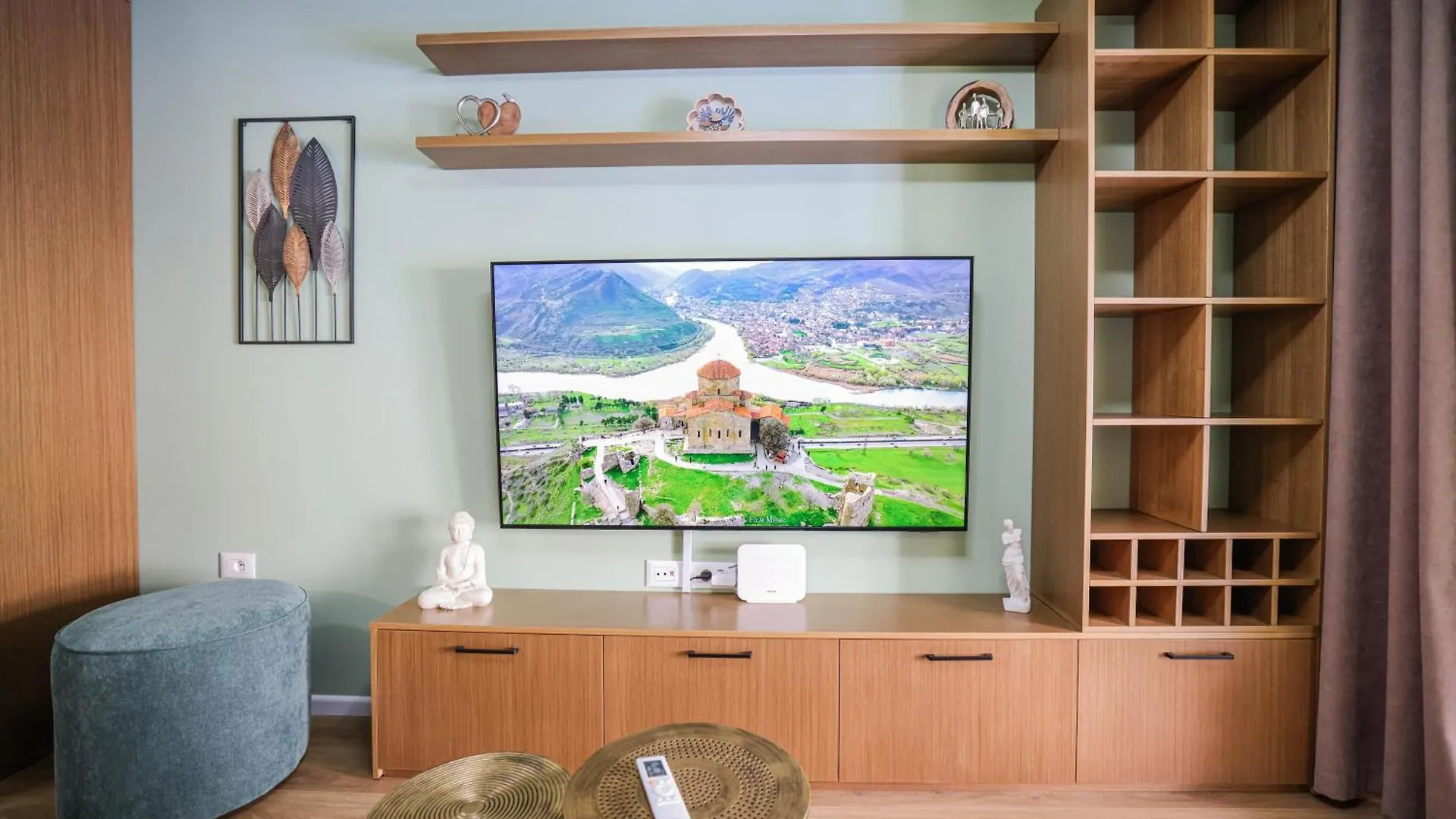 Luxury Apt In Kaimi Residence Complex Wifi Ac Tirana