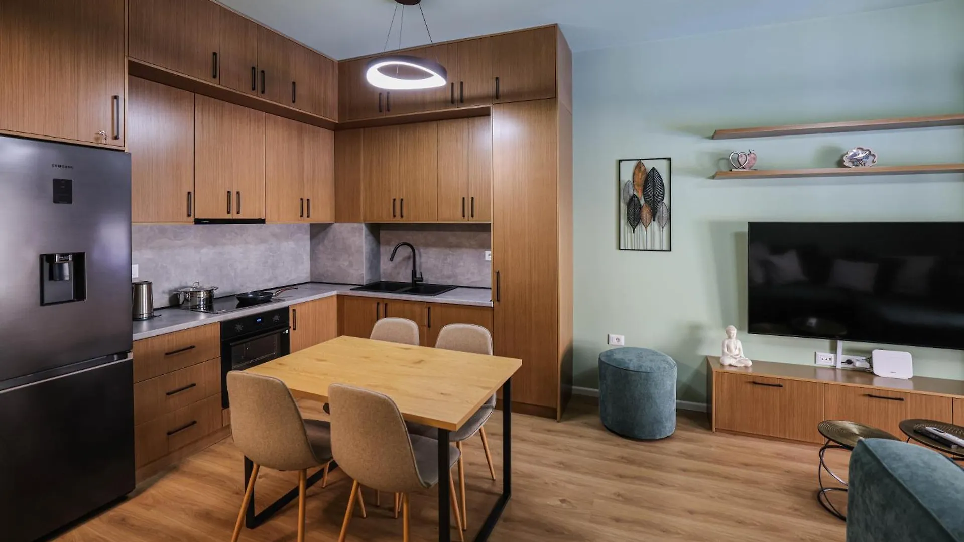 Luxury Apt In Kaimi Residence Complex Wifi Ac Tirana