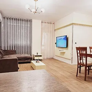 Appartement Discover From Our 3-room With Free Parking-komuna E Parisit, Tirana